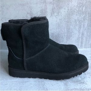 UGG Women’s Size 8 Cory ll Black Shearling Lined Suede Boots